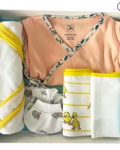 TinyLane - Curated for you! All in One Bamboo : Cotton Newborn Baby Gift Set, Pack of 9 Pieces, Unisex Baby Essentials Gift Set, Multi Color, Skin Friendly, Breathable (Peach)